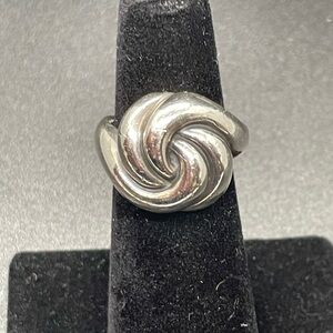 James Avery retired large French knot dome ring